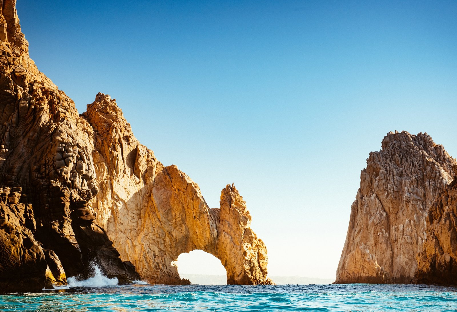 sun-technology-sunlight-roof-environment-construction-1028805-pxhere.com (1)